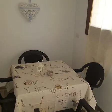 A Due Passi Dal Mare *